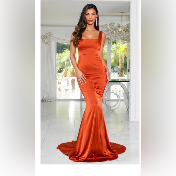 Giselle Mermaid Evening Gown- Terracotta Evening Gown - Picture 4 of 5